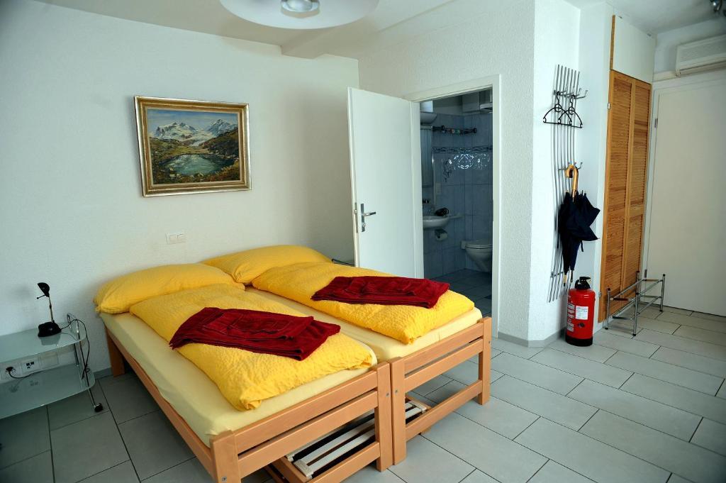 Niros Bed & Breakfast Basilea Camera foto